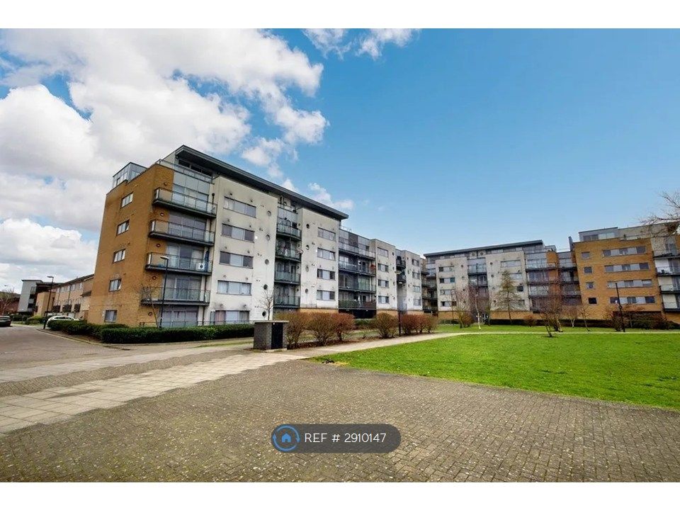 Property photo 2 of 11