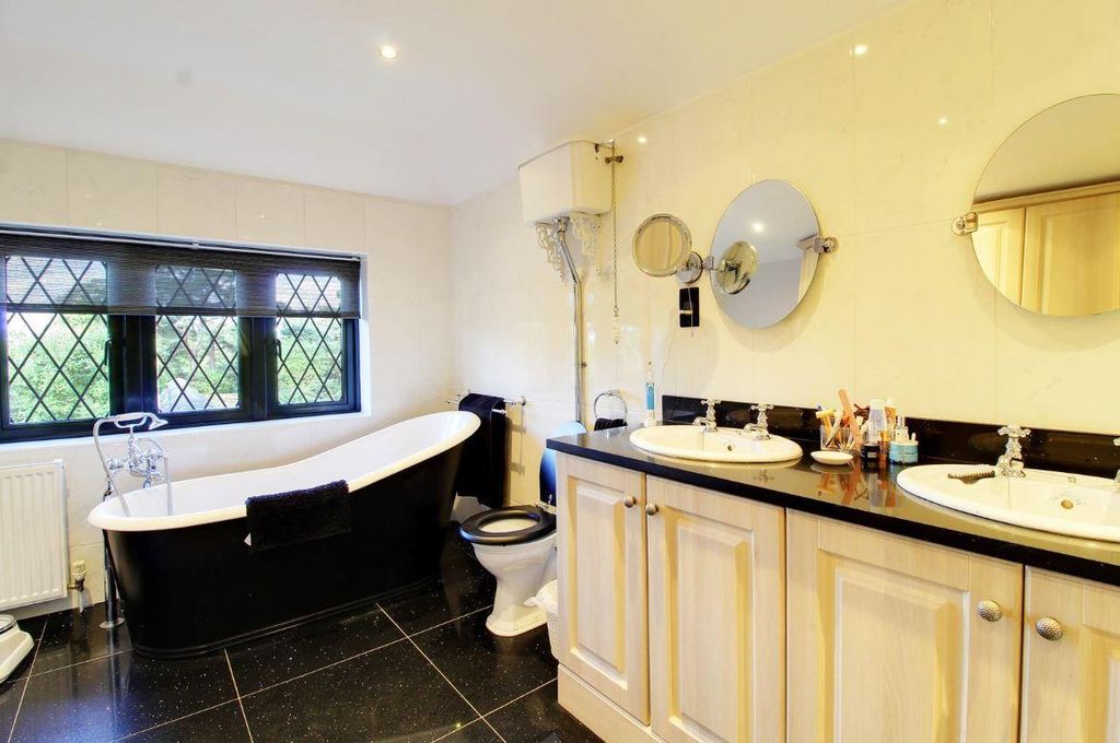 Additional image 8 of 4 bed detached house for saleBrookmans Avenue, Brookmans Park AL9