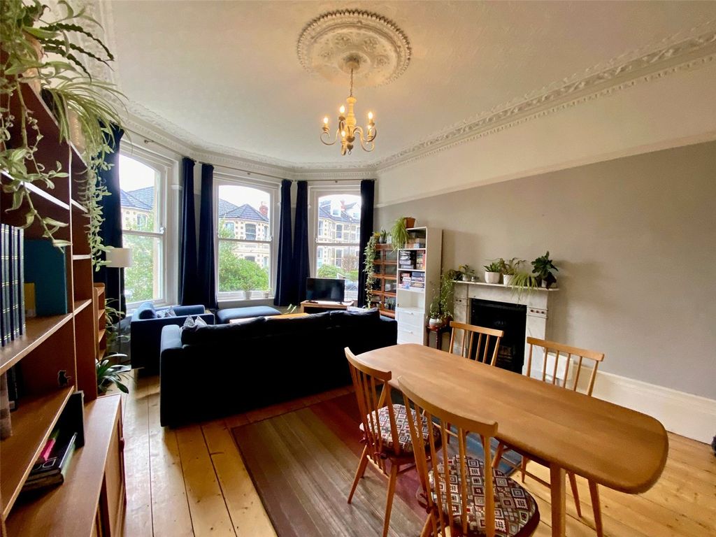 Property photo 3 of 11 Picture No. 04