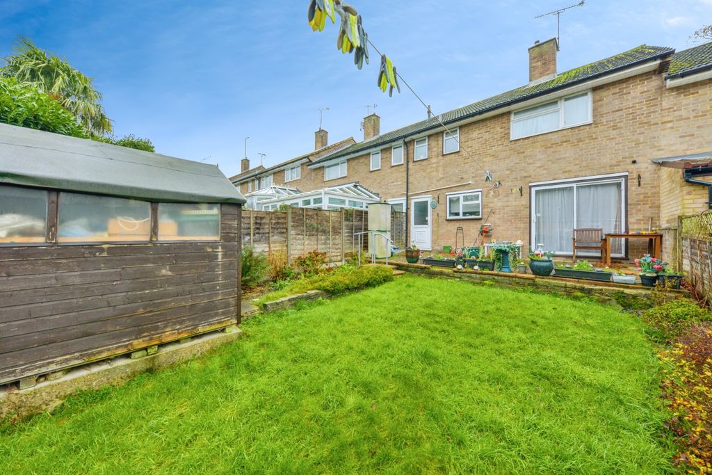 Property photo 2 of 19