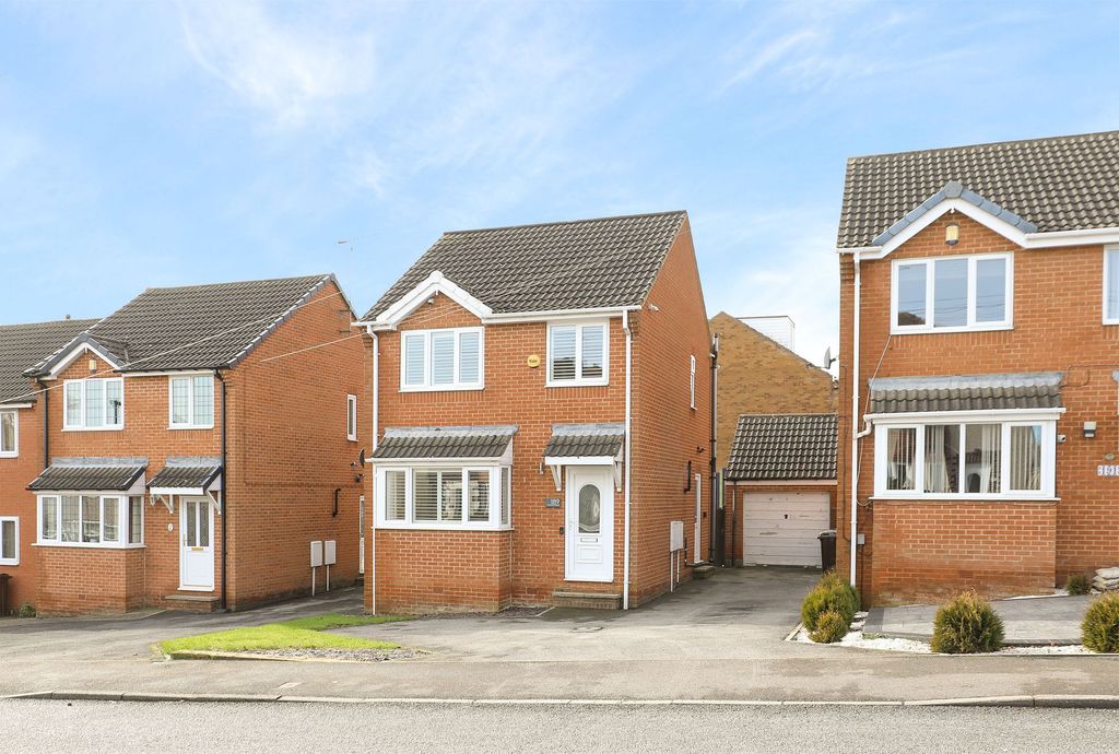 Property photo 1 of 21