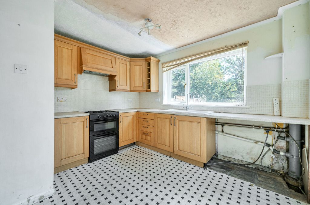 Property photo 3 of 17 1494369-9-6A58c53...