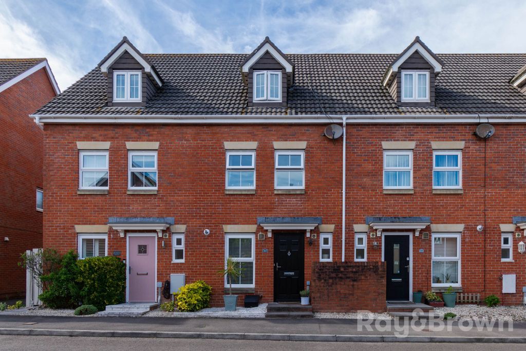 Property photo 1 of 48