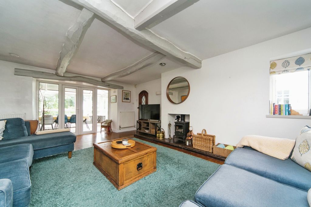 Property photo 3 of 17 Photography