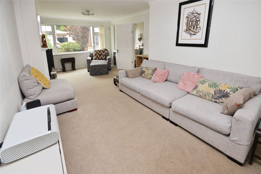 Property photo 2 of 21 Picture No. 26