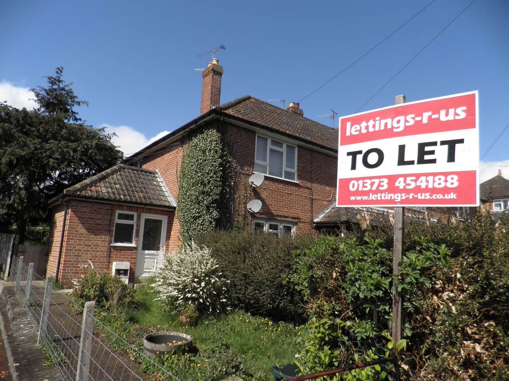 Property photo 1 of 9 Front