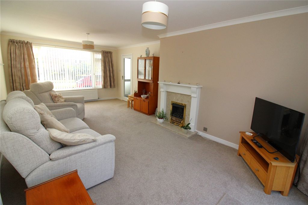 Property photo 2 of 20 Picture No. 18