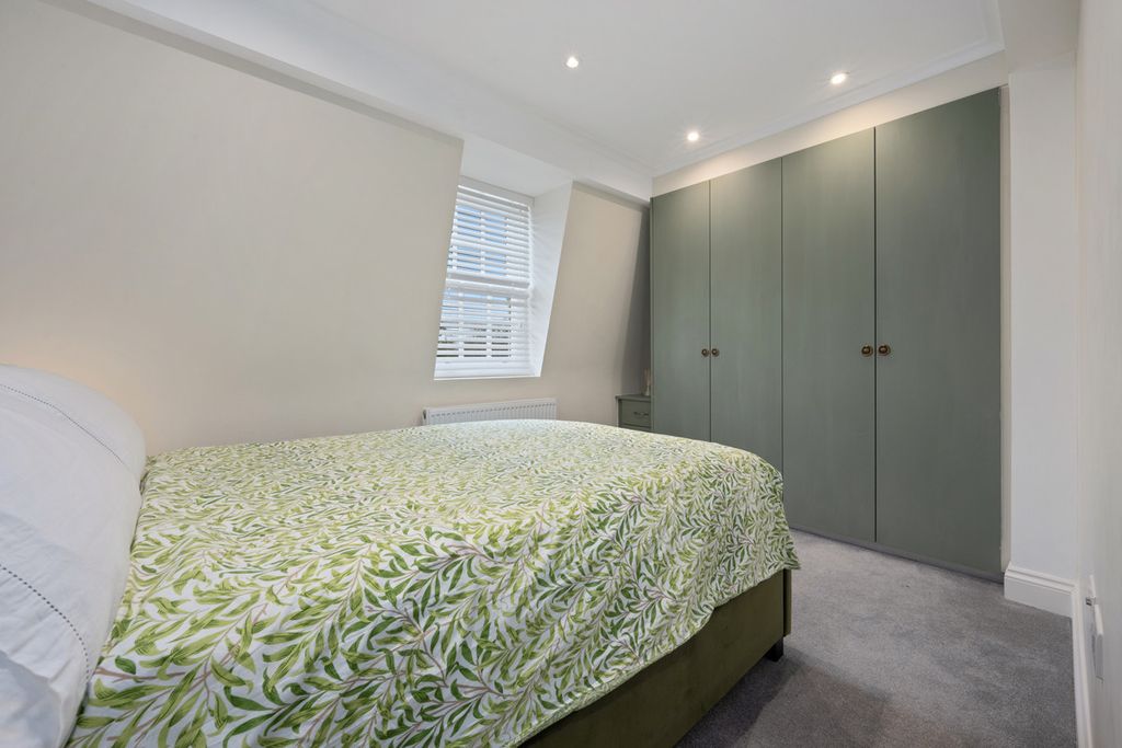 Additional image 14 of 2 bed flat for saleCourtview House, East Molesey KT8