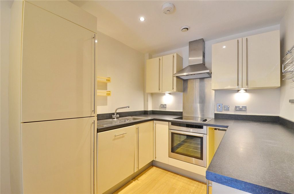 Property photo 2 of 7 Picture No. 01