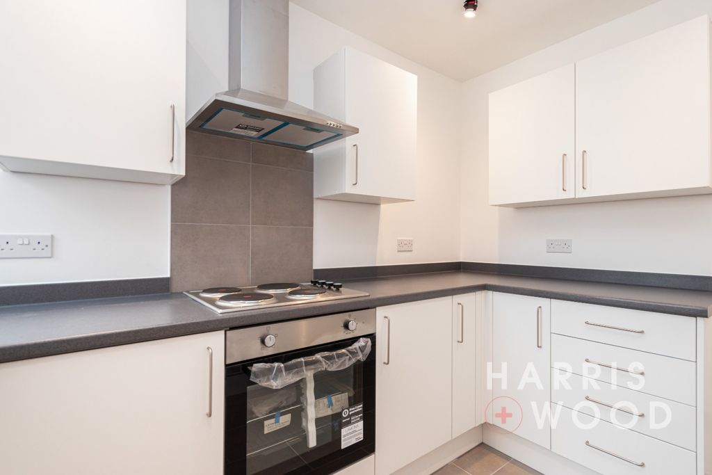 Property photo 2 of 21 4169492