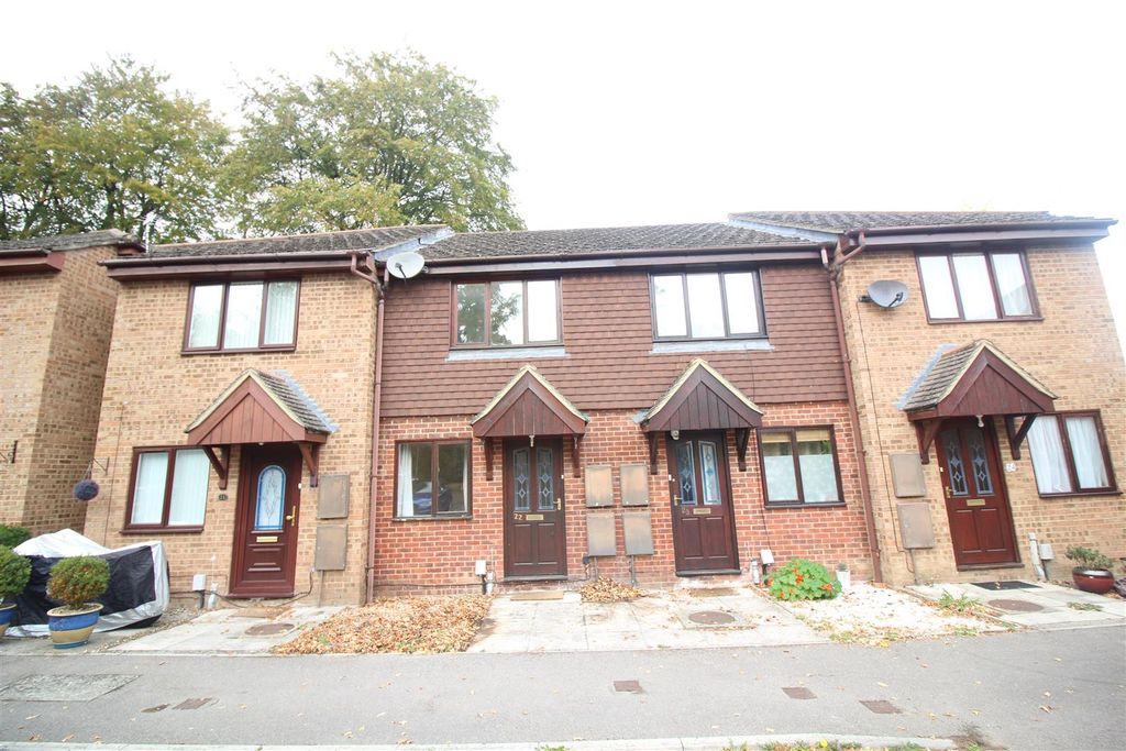 Property photo 1 of 8