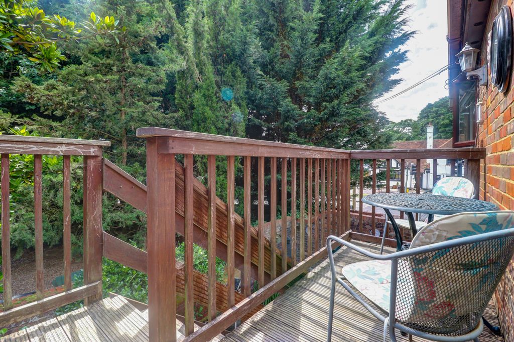 Property photo 3 of 10 Picture No. 10