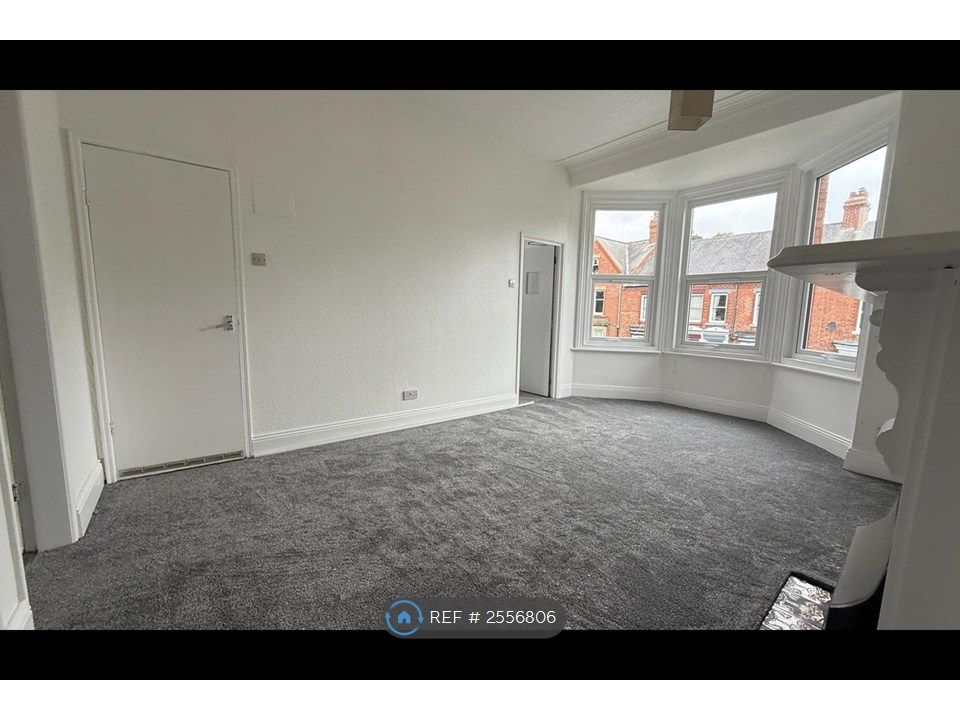 Property photo 1 of 6 Living Area
