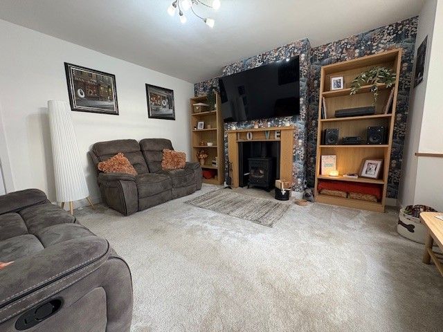 Property photo 3 of 14