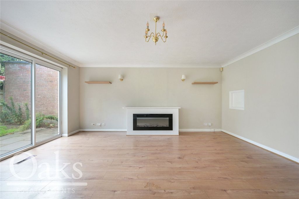 Property photo 2 of 13 Picture No. 12
