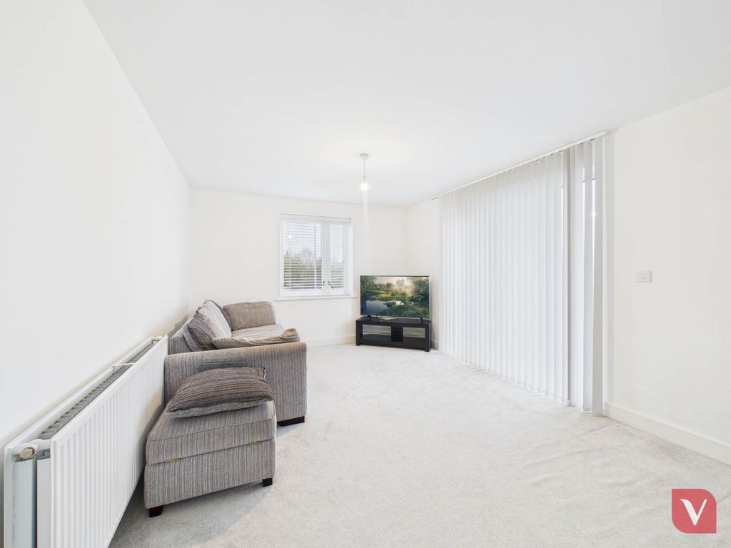 Property photo 2 of 26