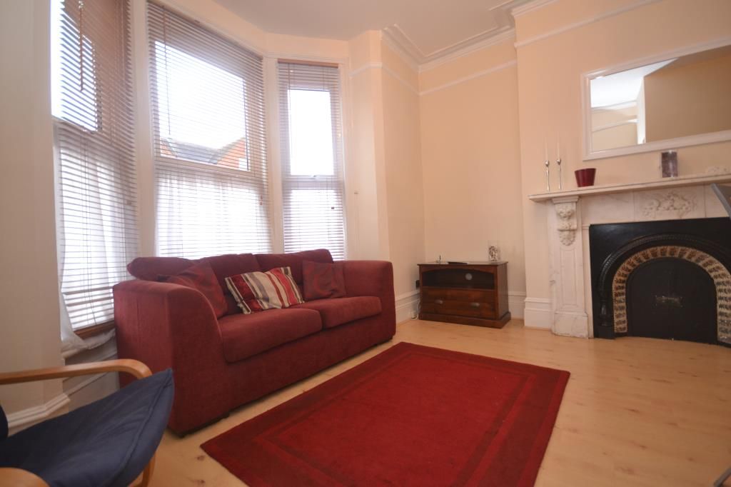 Property photo 3 of 5 Living Room