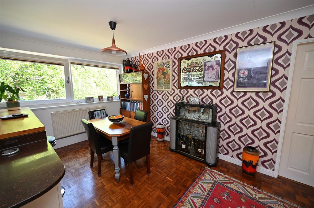 Property photo 3 of 20 Dining Room1.Jpg