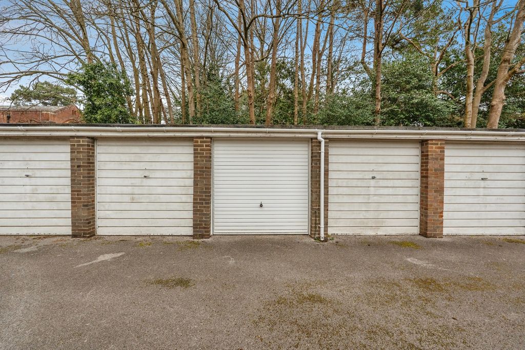 Property photo 3 of 23 Photo