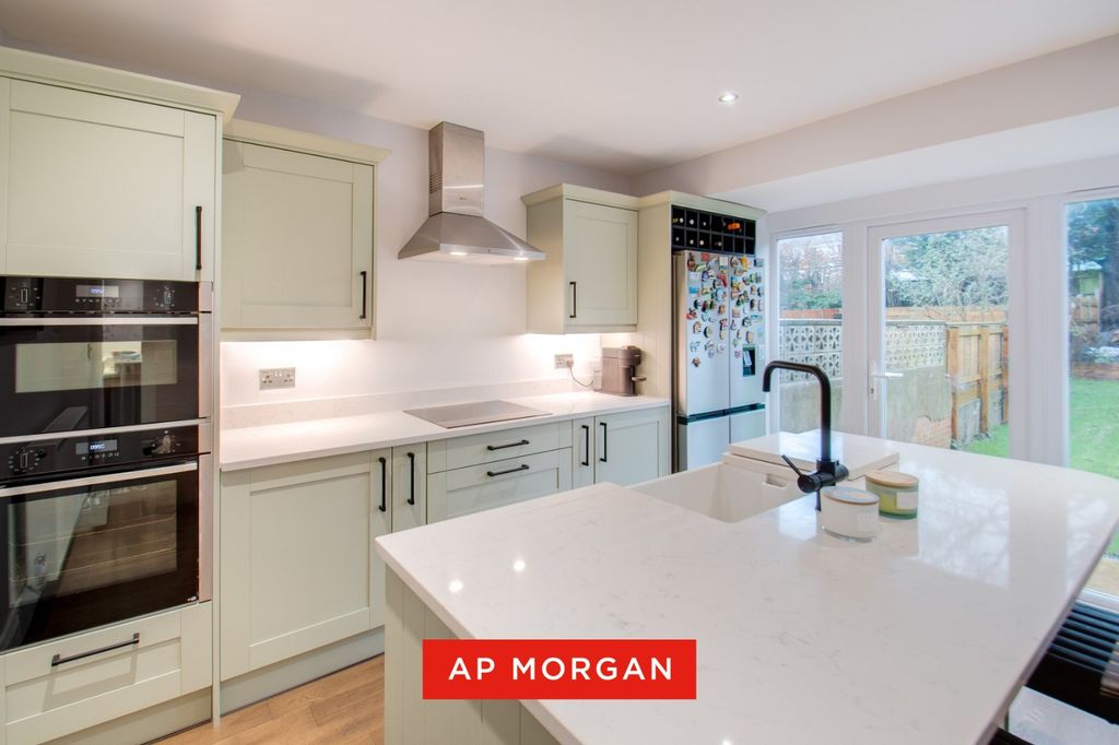 Property photo 3 of 15 Picture No. 13