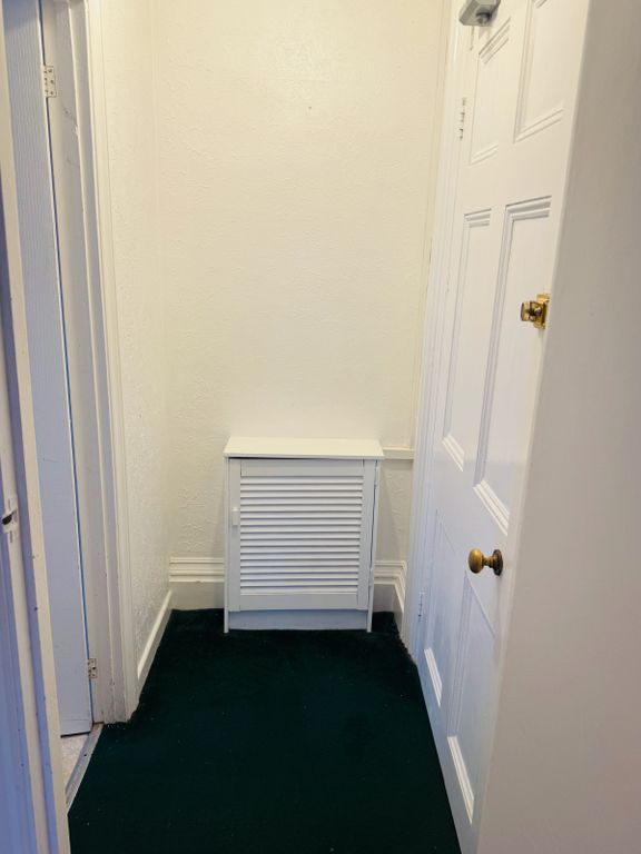Property photo 2 of 11 Gallery