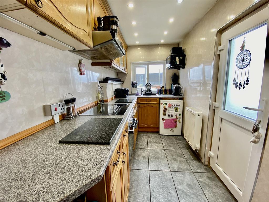 Additional image 4 of 4 bed town house for saleNew Street, Pwllheli LL53