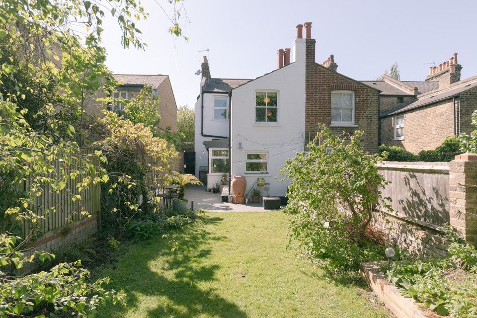 Property photo 2 of 21