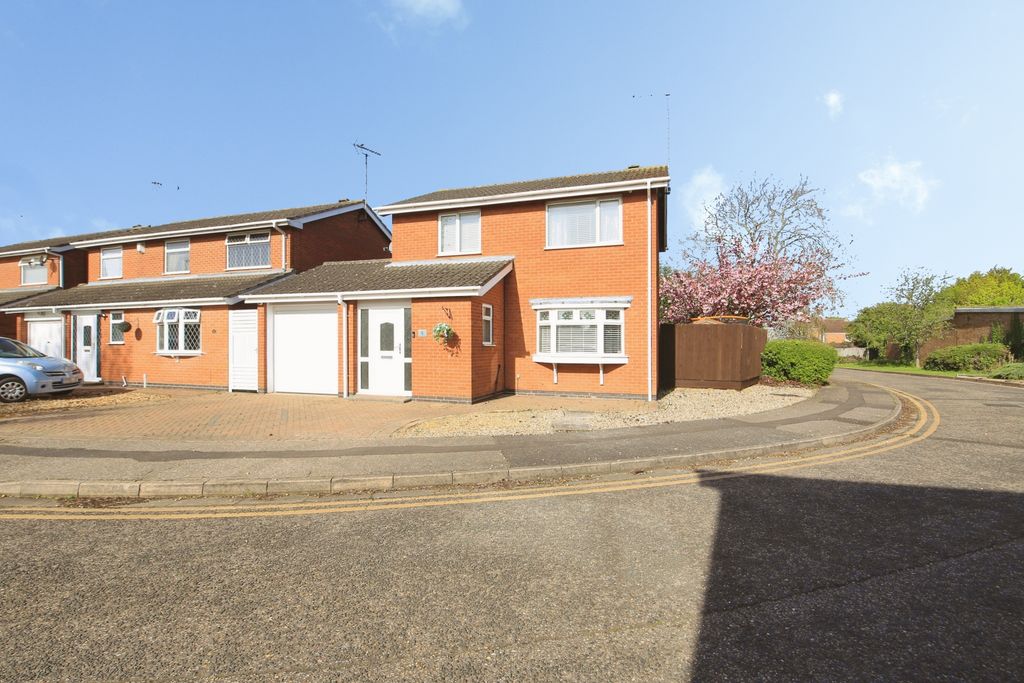 Property photo 1 of 26 Img_8387