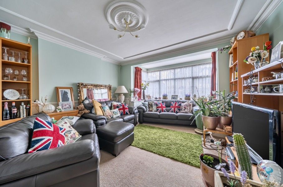 Property photo 3 of 20