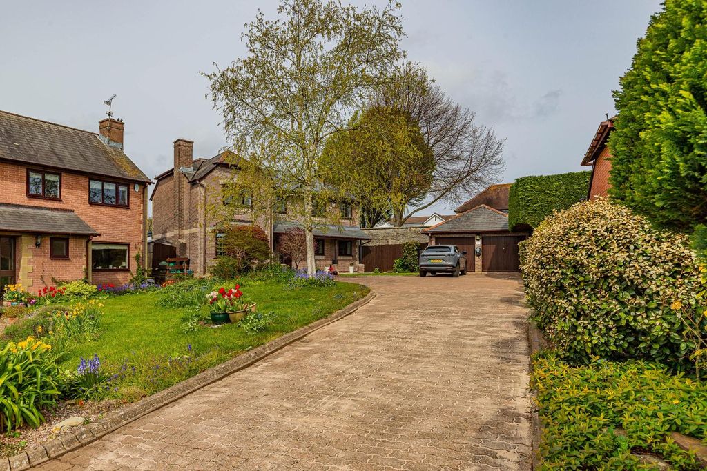 Property photo 1 of 35 Front