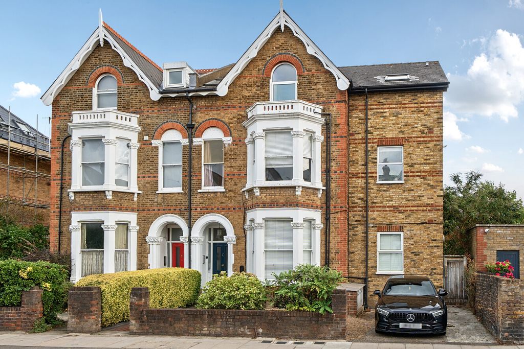 Property photo 2 of 11 1514857-1-1A067d3...