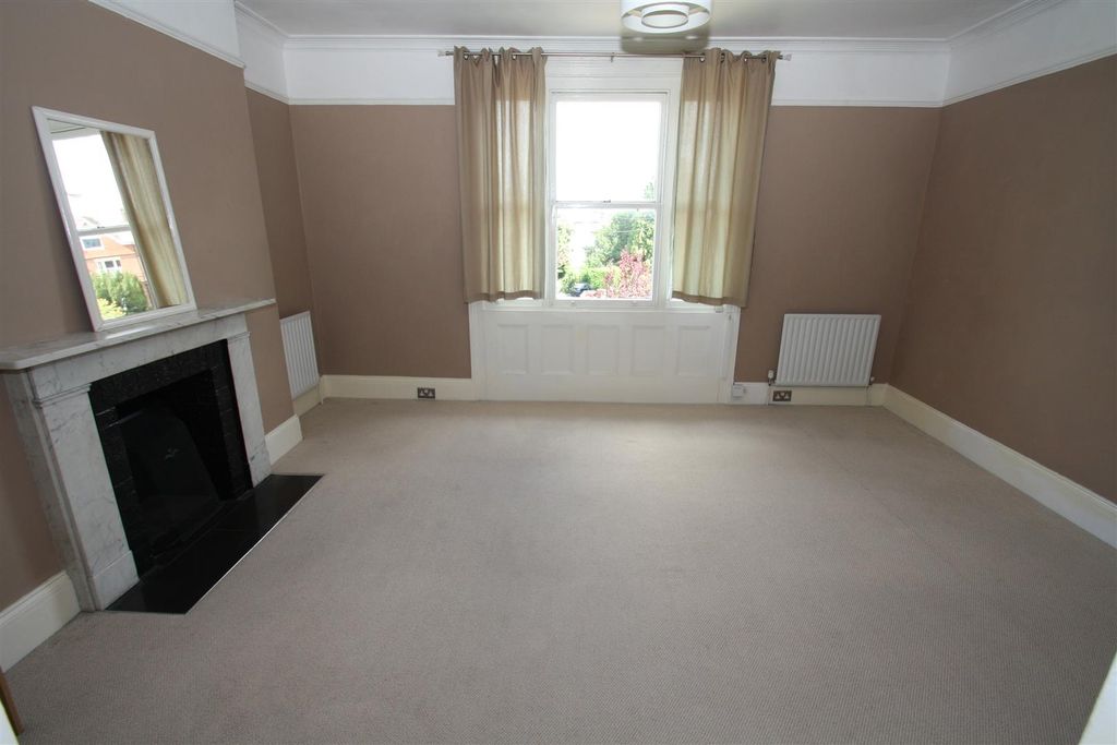 Property photo 3 of 7 Img_1975.Jpg