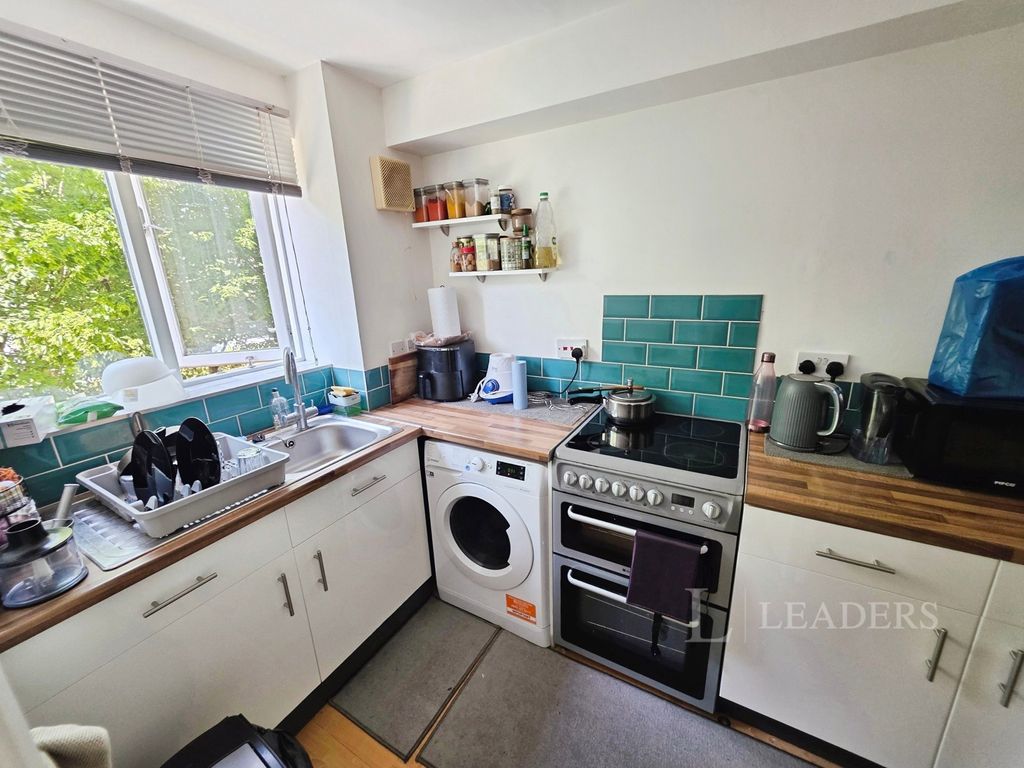 Property photo 2 of 5 Pbox-Img.Jpg