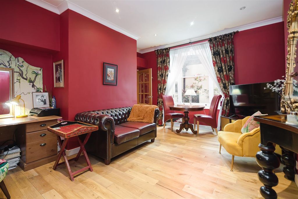 Property photo 2 of 13 Large Reception Room