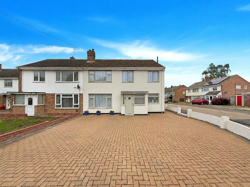 Property photo 1 of 27