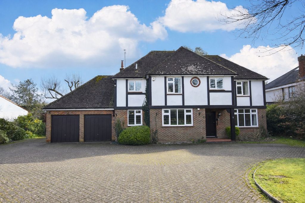 Property photo 1 of 30