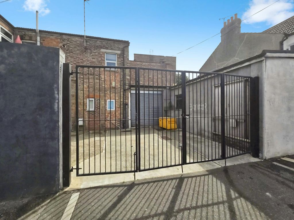 Property photo 1 of 5 6d0d83d7Whatsapp 20Image 2020250827 20At 20124223_772A7920.Jpg