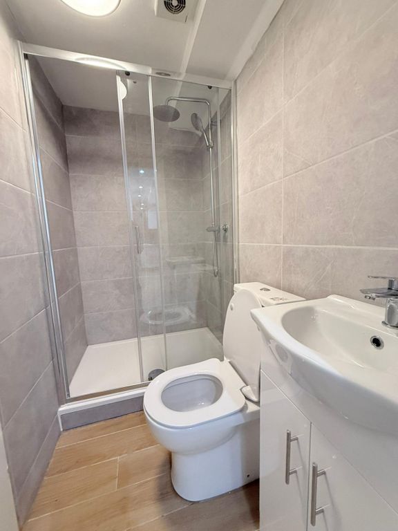 Property photo 3 of 7 Gallery