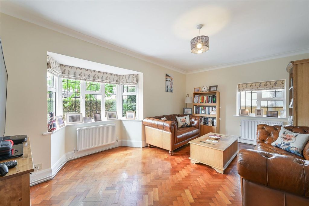 Property photo 2 of 26 (2).Jpg