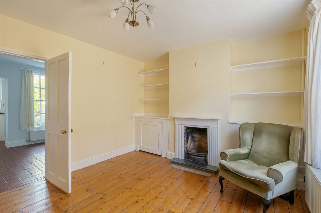 Property photo 2 of 13 Sitting Room