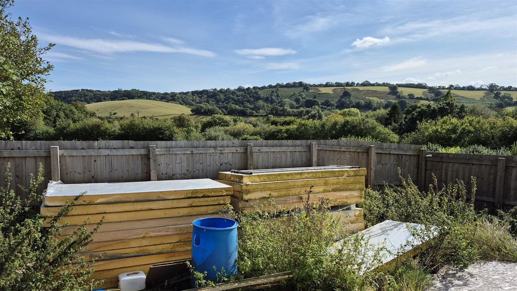 Property photo 2 of 12 2.Jpg