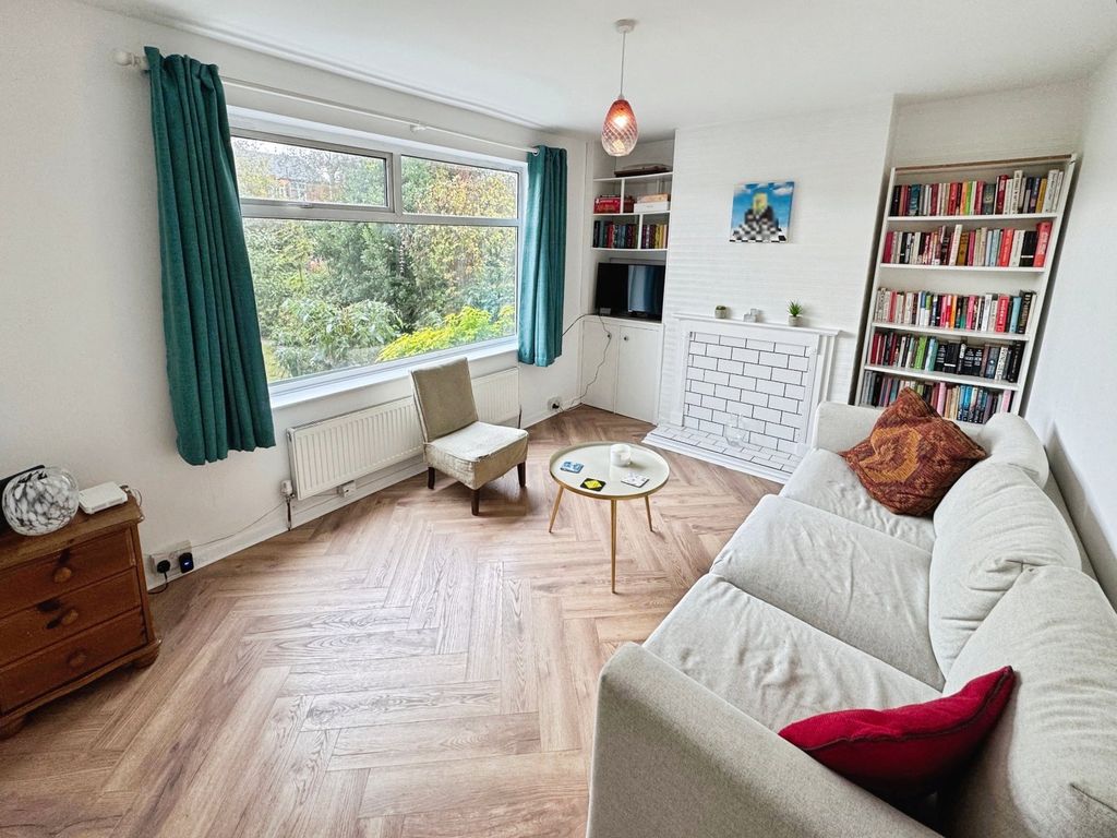 Property photo 3 of 14 Picture 3