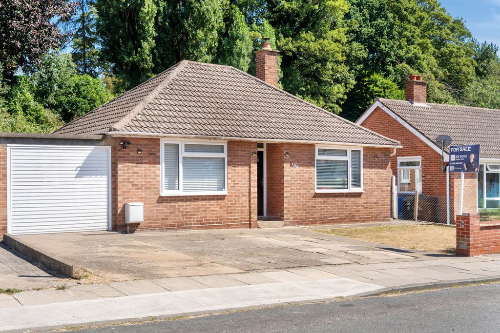 Property photo 1 of 11