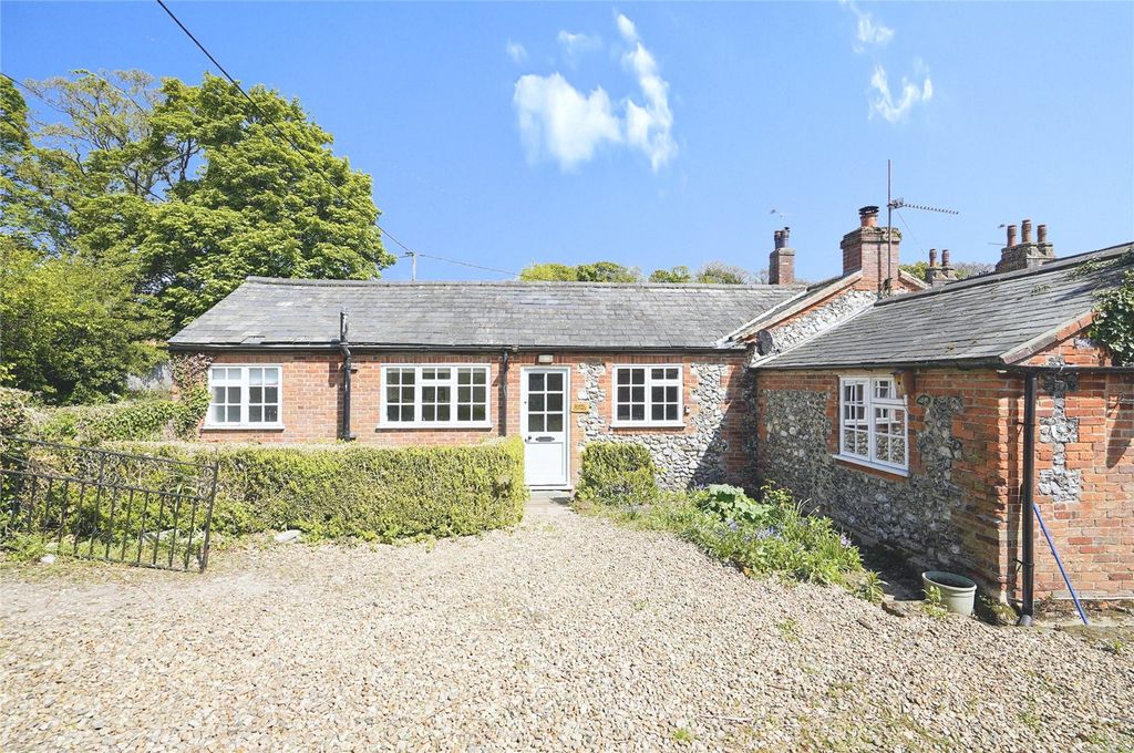 Property photo 1 of 15 Photography
