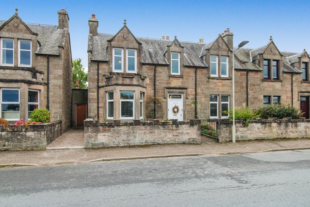 Property photo 1 of 31