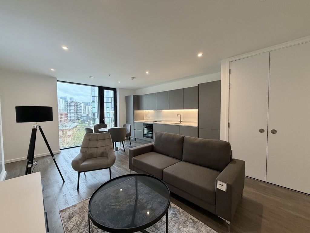 Property photo 1 of 17 Img_8793