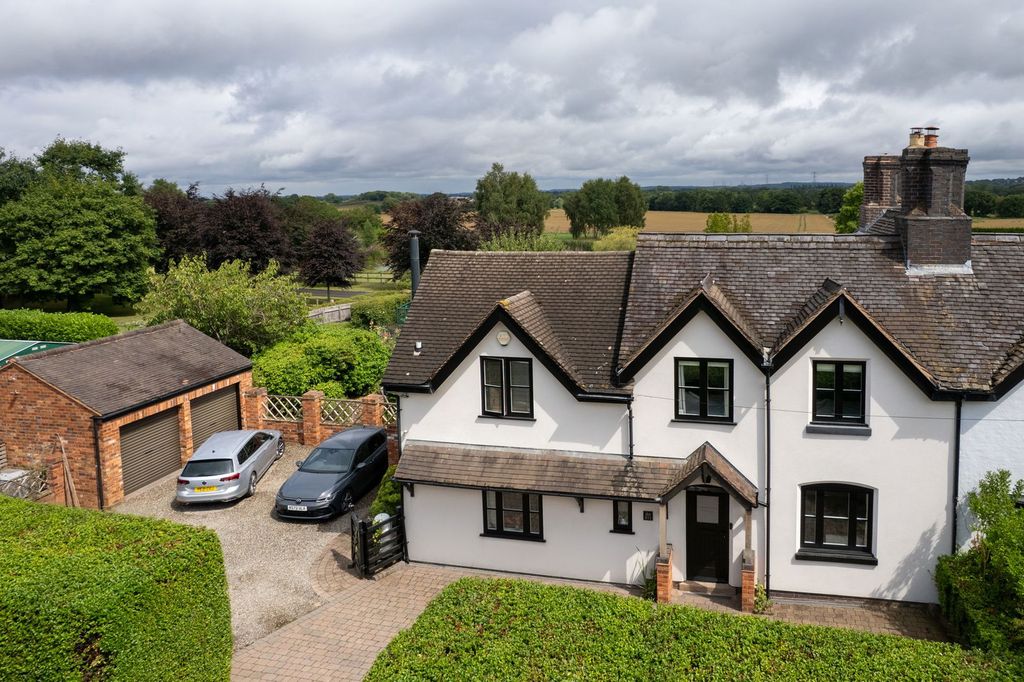 Property photo 1 of 36