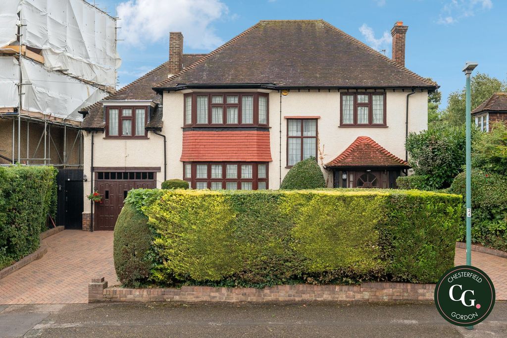 Property photo 1 of 25