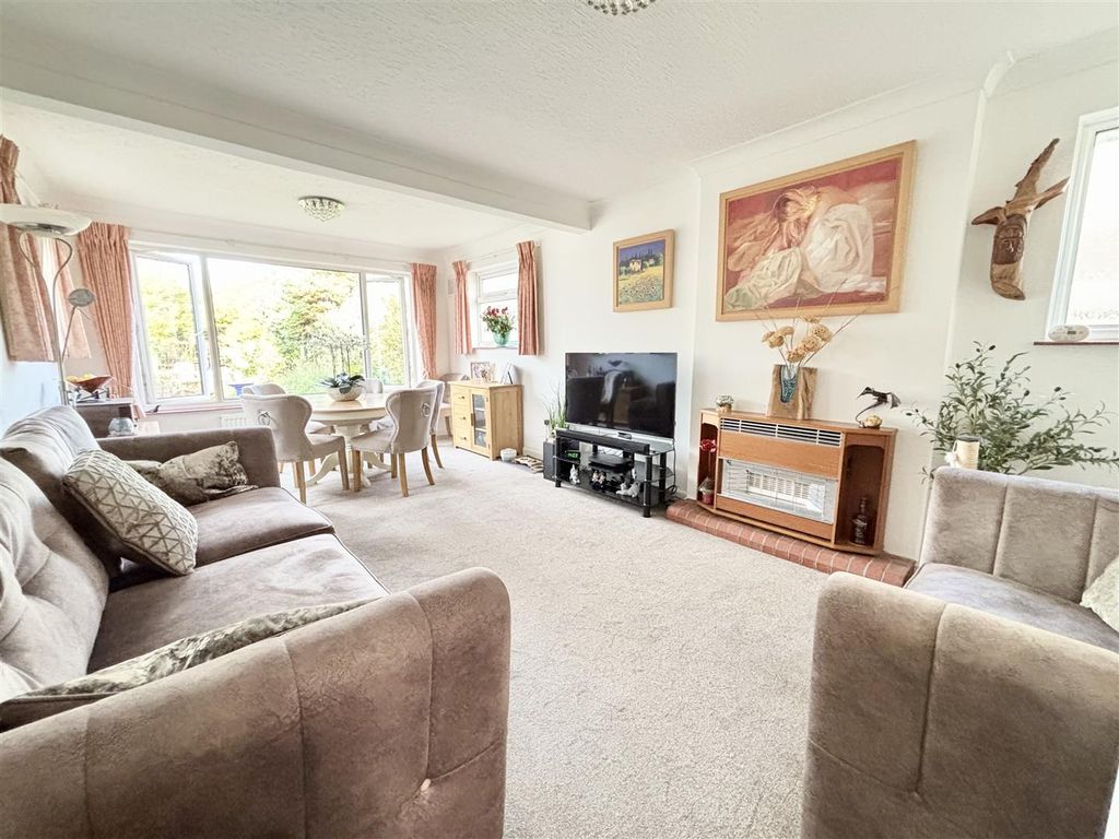 Property photo 3 of 16 Img_4127.Jpeg