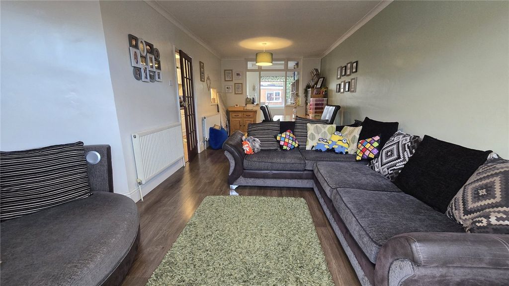 Property photo 3 of 15 Picture No. 17